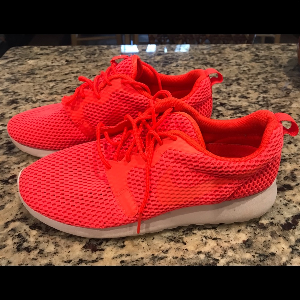 Nike Roshe One Size U.S. 6.5